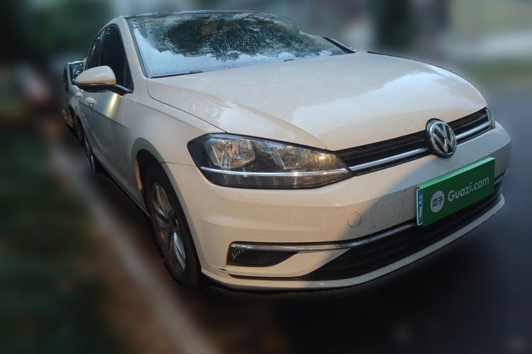Used Volkswagen Golf 2019 1.6L Automatic Comfort Model China V Standard Front Right 45 Deg