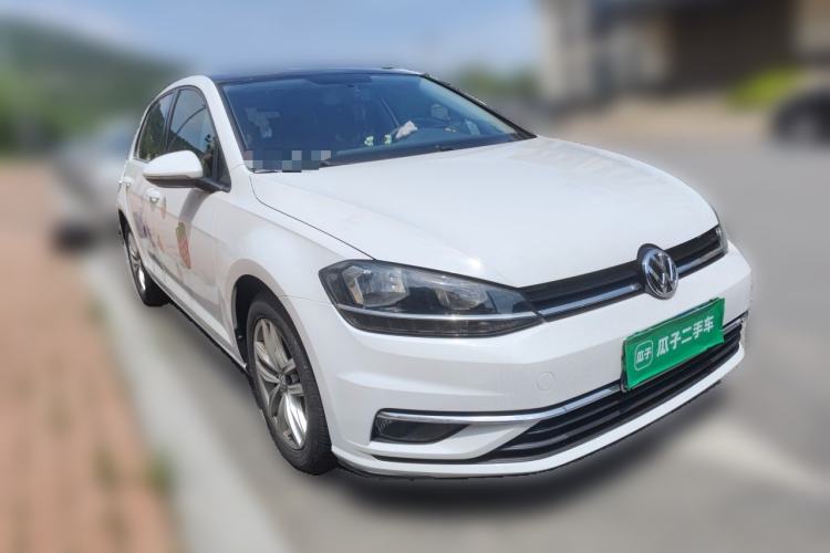 Used Volkswagen Golf 2019 1.6L Automatic Comfort Model China V Standard Front Right 45 Deg