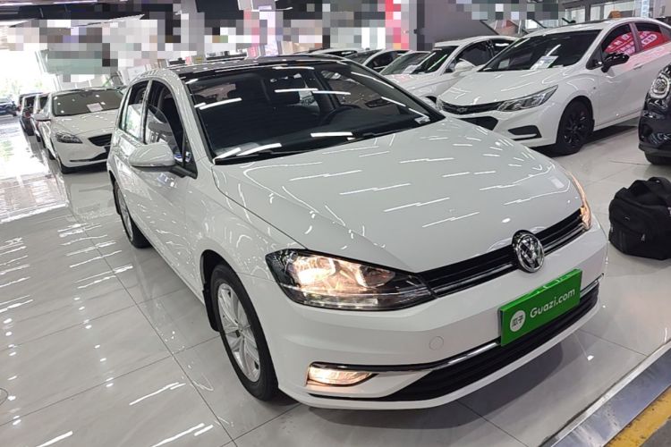 Used Volkswagen Golf 2019 1.6L Automatic Comfort Model China V Standard Front Right 45 Deg