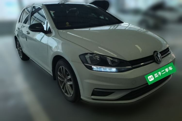 Used Volkswagen Golf 2019 200TSI DSG Comfort & Ambition Edition China VI Standard Front Right 45 Deg