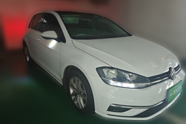 Used Volkswagen Golf 2019 1.6L Automatic Comfort Model China V Standard Front Right 45 Deg