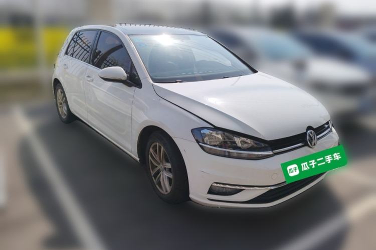 Used Volkswagen Golf 2019 200TSI DSG Comfort & Ambition Edition China VI Standard Front Right 45 Deg