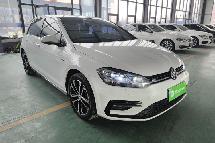 Used Volkswagen Golf 2019 280TSI DSG R-Line China VI Standard Front Right 45 Deg