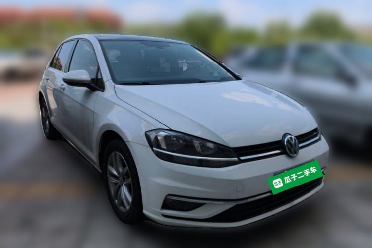 Used Volkswagen Golf 2019 280TSI DSG Comfort Version China VI Standard Front Right 45 Deg