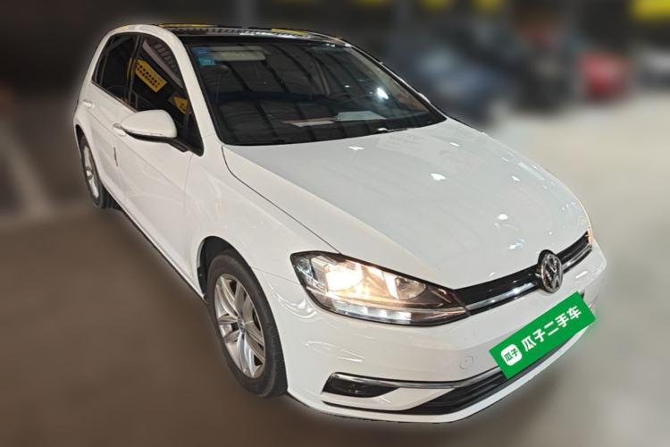Used Volkswagen Golf 2019 200TSI DSG Comfort & Ambition Edition China VI Standard Front Right 45 Deg