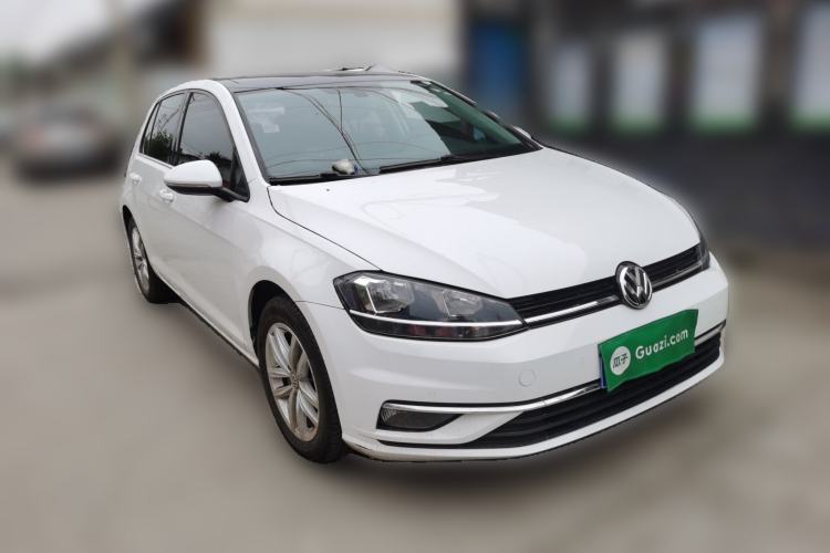 Used Volkswagen Golf 2019 280TSI DSG Comfort Version China VI Standard Front Right 45 Deg