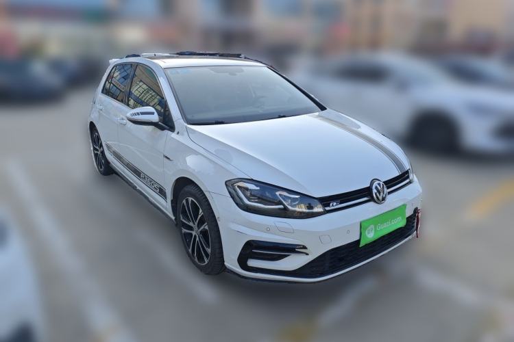 Used Volkswagen Golf 2019 280TSI DSG R-Line China VI Standard Front Right 45 Deg