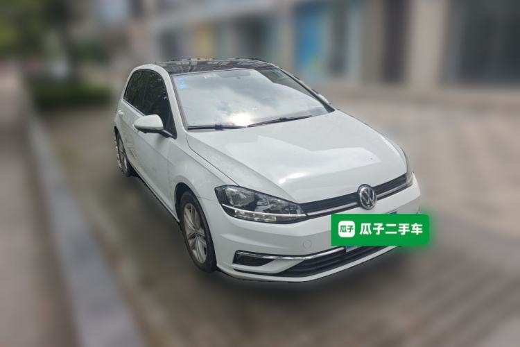 Used Volkswagen Golf 2019 200TSI DSG Comfort & Ambition Edition China VI Standard Front Right 45 Deg