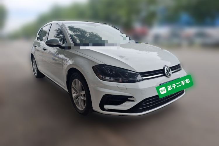 Used Volkswagen Golf 2019 200TSI DSG Comfort Version China VI Standard Front Right 45 Deg