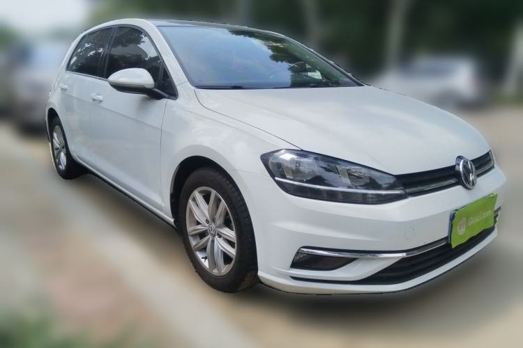 Used Volkswagen Golf 2019 1.6L Automatic Comfort Model China V Standard Front Right 45 Deg