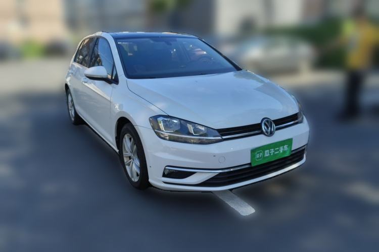 Used Volkswagen Golf 2019 1.6L Automatic Comfort Model China V Standard Front Right 45 Deg