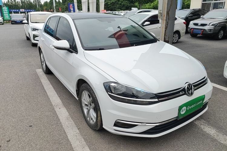 Used Volkswagen Golf 2019 280TSI DSG Comfort Version China VI Standard Front Right 45 Deg