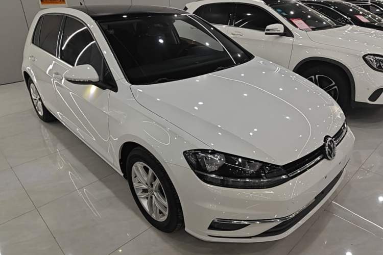 Used Volkswagen Golf 2019 280TSI DSG Comfort Version China V Standard Front Right 45 Deg