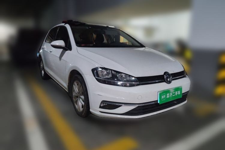 Used Volkswagen Golf 2019 1.6L Automatic Comfort Model China V Standard Front Right 45 Deg