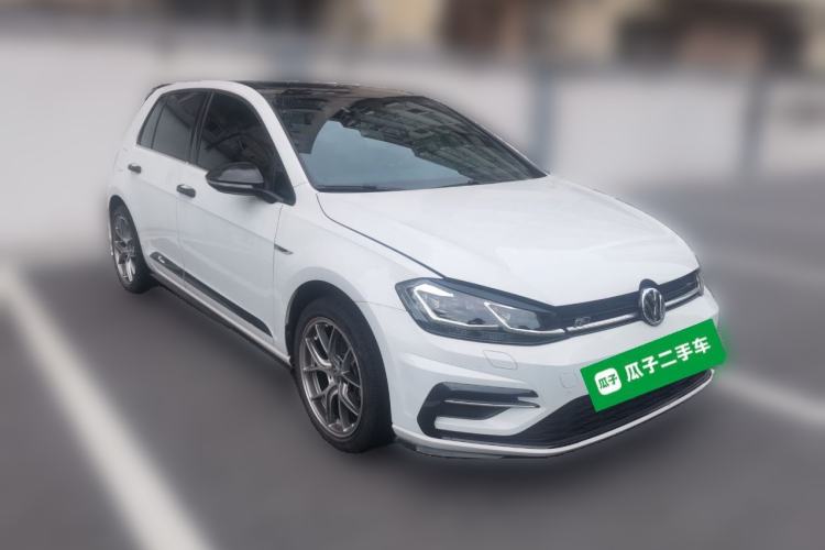 Used Volkswagen Golf 2019 280TSI DSG R-Line China VI Standard Front Right 45 Deg