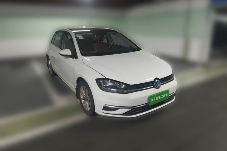 Used Volkswagen Golf 2019 280TSI DSG Comfort Version China VI Standard Front Right 45 Deg