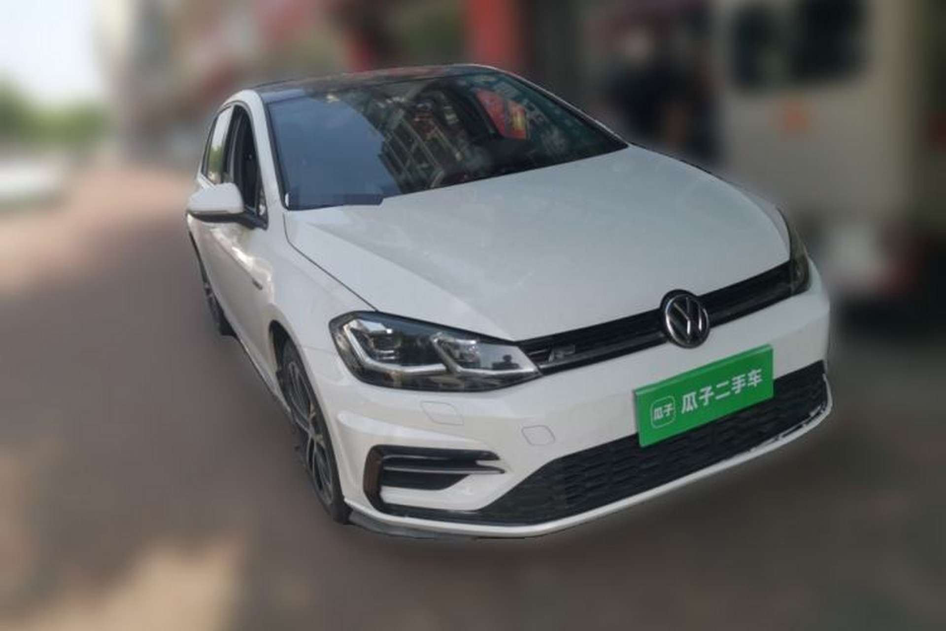 Used Volkswagen Golf 2019 280TSI DSG R-Line China VI Standard Front Right 45 Deg