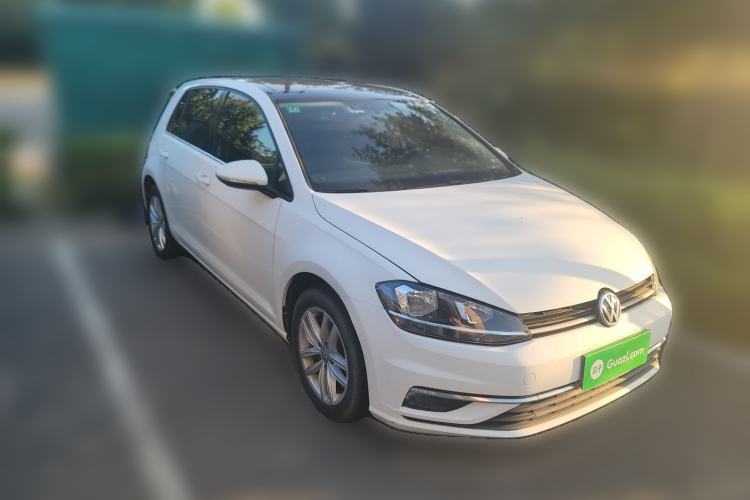 Used Volkswagen Golf 2019 1.6L Automatic Comfort Model China V Standard Front Right 45 Deg