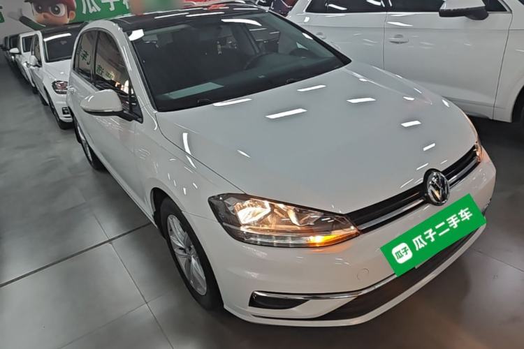 Used Volkswagen Golf 2019 1.6L Automatic Comfort Model China V Standard Front Right 45 Deg