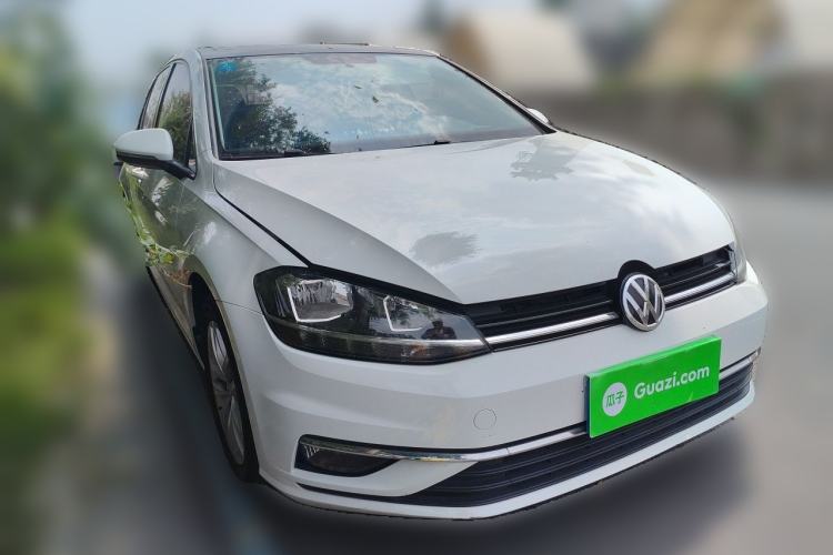 Used Volkswagen Golf 2019 1.6L Automatic Comfort Model China V Standard Front Right 45 Deg