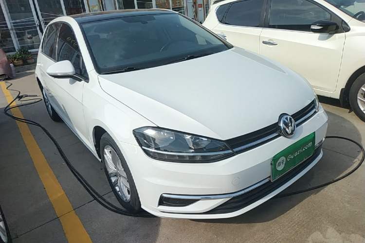 Used Volkswagen Golf 2019 280TSI DSG Comfort Version China V Standard Front Right 45 Deg
