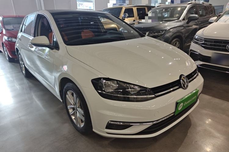 Used Volkswagen Golf 2019 1.6L Automatic Comfort Model China V Standard Front Right 45 Deg