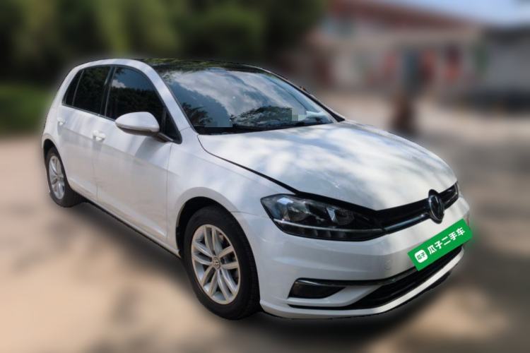 Used Volkswagen Golf 2019 280TSI DSG Comfort Version China VI Standard Front Right 45 Deg