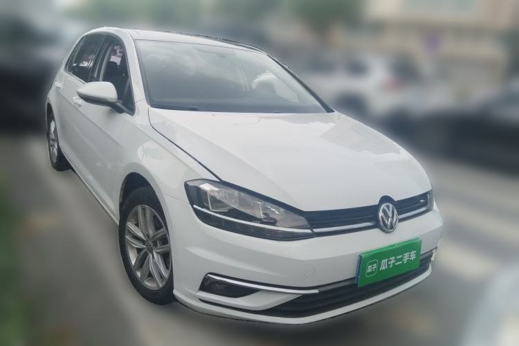 Used Volkswagen Golf 2019 280TSI DSG Comfort Version China VI Standard Front Right 45 Deg