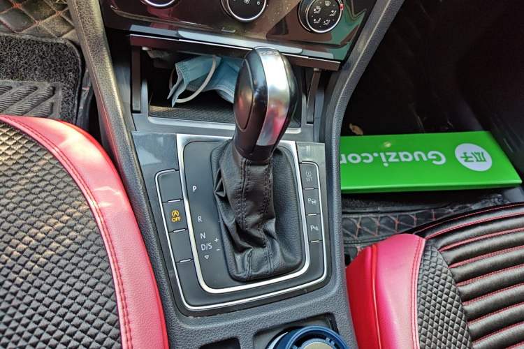 Used Volkswagen Golf 2019 280TSI DSG Comfort Version China V Standard Gear Lever