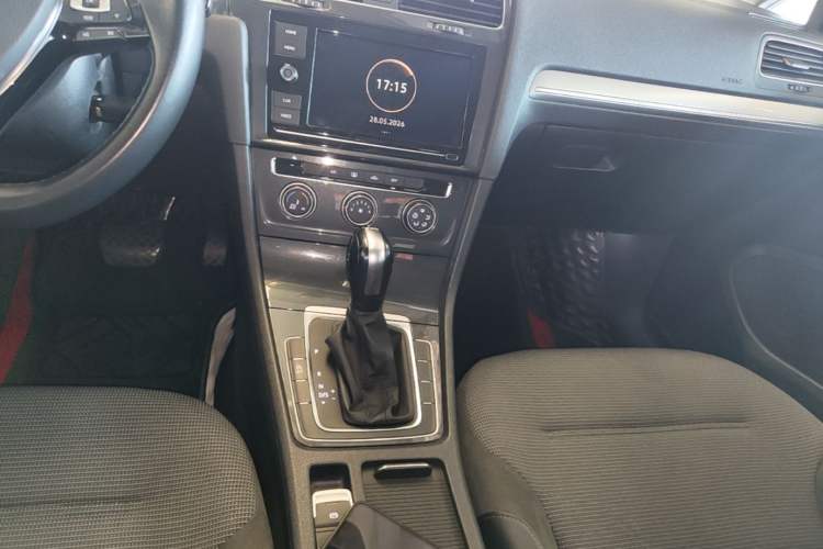 Used Volkswagen Golf 2019 280TSI DSG Comfort Version China V Standard Gear Lever