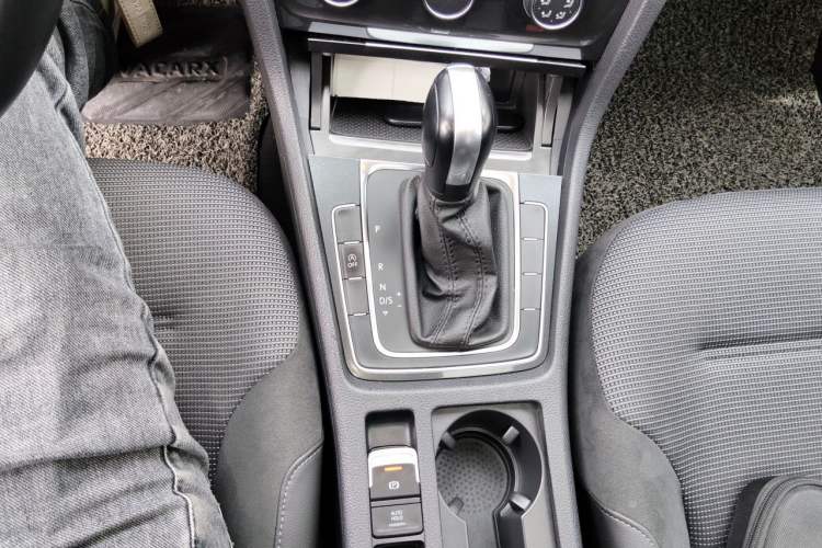 Used Volkswagen Golf 2019 280TSI DSG Comfort Version China V Standard Gear Lever