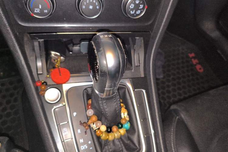 Used Volkswagen Golf 2019 280TSI DSG Luxury Version China V Standard Gear Lever