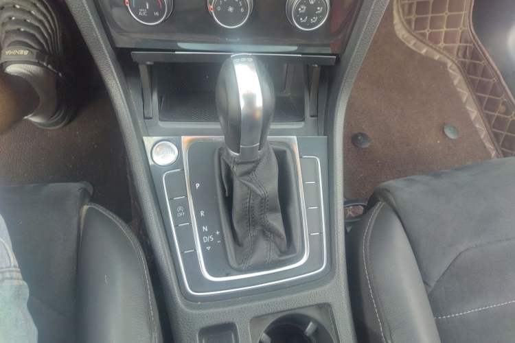 Used Volkswagen Golf 2019 280TSI DSG Luxury Version China V Standard Gear Lever