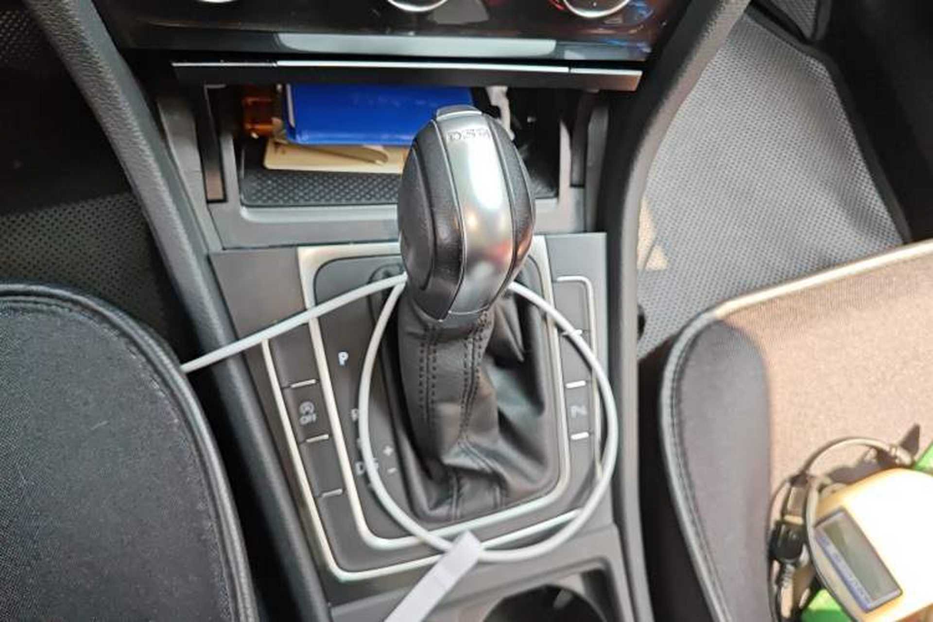 Used Volkswagen Golf 2019 1.8TSI Travel Edition Gear Lever