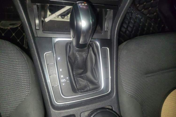 Used Volkswagen Golf 2019 280TSI DSG Comfort Version China V Standard Gear Lever
