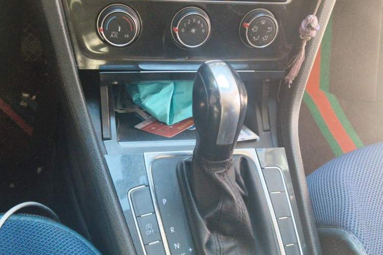 Used Volkswagen Golf 2019 280TSI DSG Comfort Version China V Standard Gear Lever