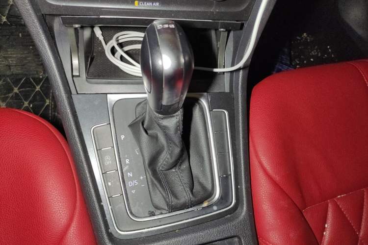 Used Volkswagen Golf 2019 280TSI DSG Comfort Version China V Standard Gear Lever