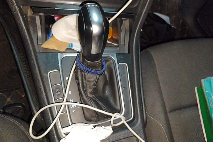Used Volkswagen Golf 2019 200TSI DSG Comfort & Ambition Edition China VI Standard Gear Lever