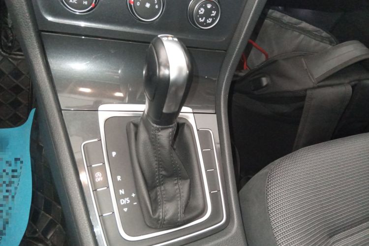 Used Volkswagen Golf 2019 280TSI DSG Comfort Version China V Standard Gear Lever