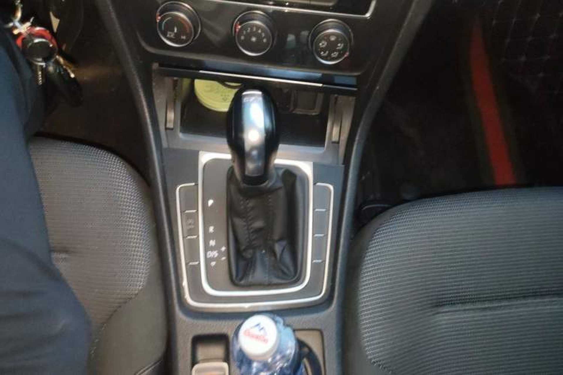 Used Volkswagen Golf 2019 280TSI DSG Comfort Version China VI Standard Gear Lever