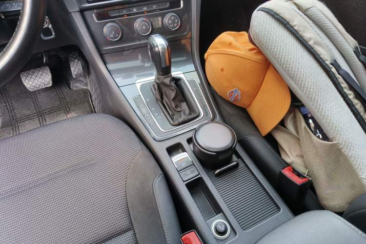 Used Volkswagen Golf 2019 280TSI DSG Comfort Version China V Standard Gear Lever