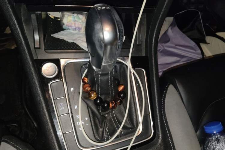 Used Volkswagen Golf 2019 280TSI DSG R-Line Model China V Standard Gear Lever