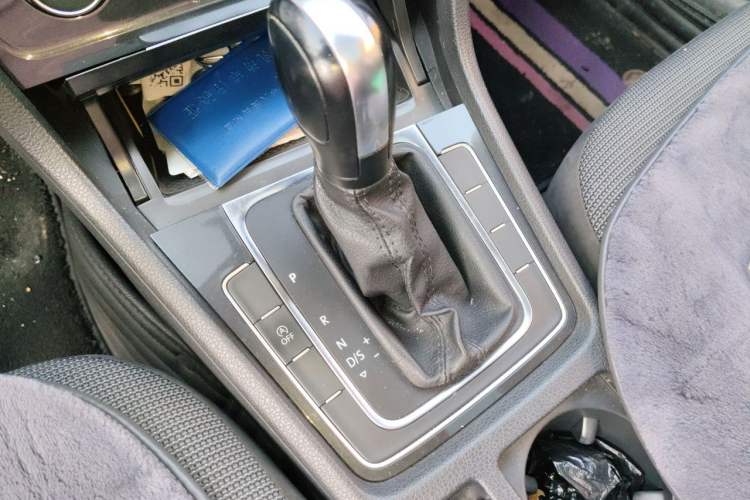 Used Volkswagen Golf 2019 280TSI DSG Comfort Version China V Standard Gear Lever