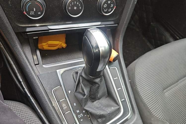 Used Volkswagen Golf 2019 280TSI DSG Comfort Version China V Standard Gear Lever