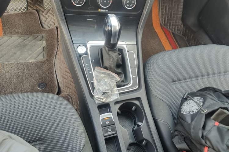 Used Volkswagen Golf 2019 280TSI DSG Comfort Version China V Standard Gear Lever
