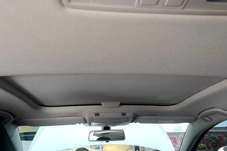 Used Volkswagen Golf 2019 280TSI DSG Comfort Version China VI Standard Headliner