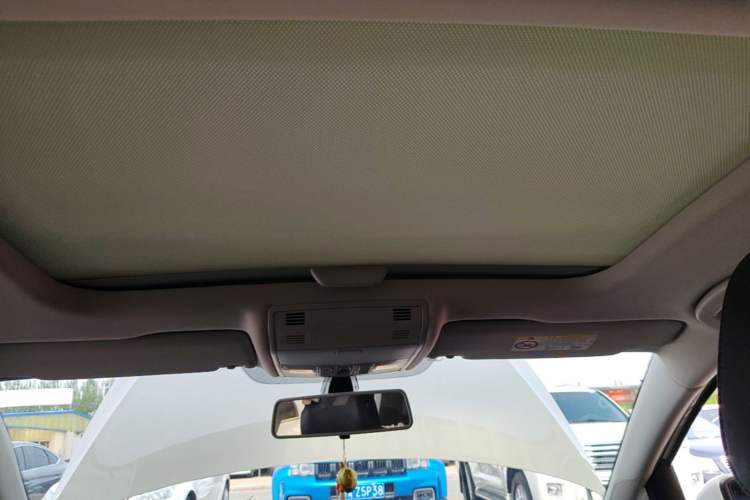 Used Volkswagen Golf 2019 280TSI DSG Comfort Version China VI Standard Headliner