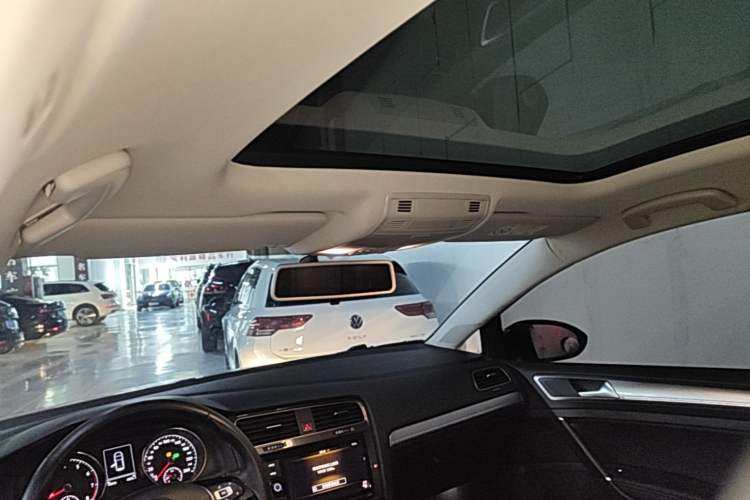 Used Volkswagen Golf 2019 1.6L Automatic Comfort Model China V Standard Headliner