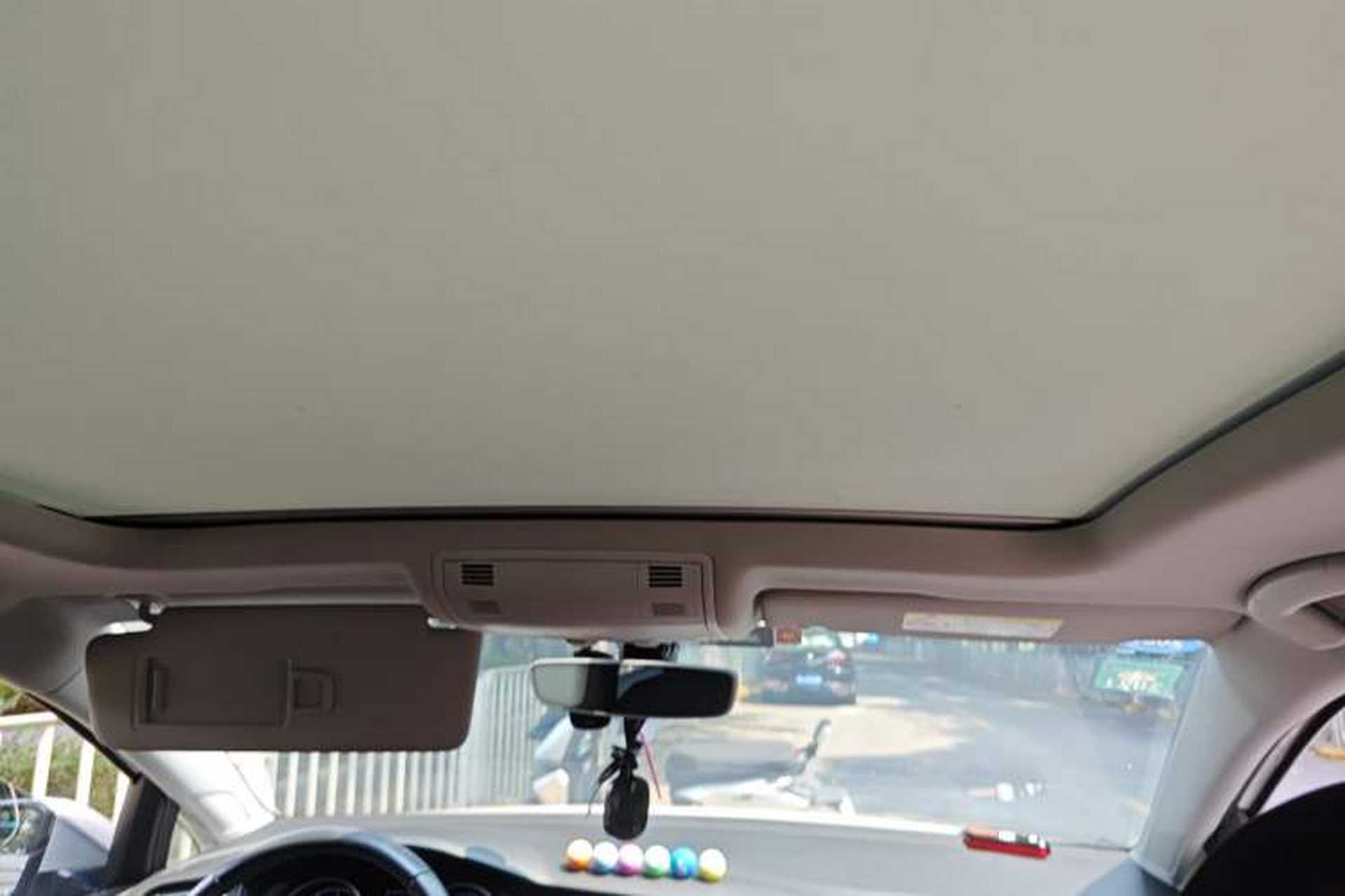 Used Volkswagen Golf 2019 1.8TSI Travel Edition Headliner