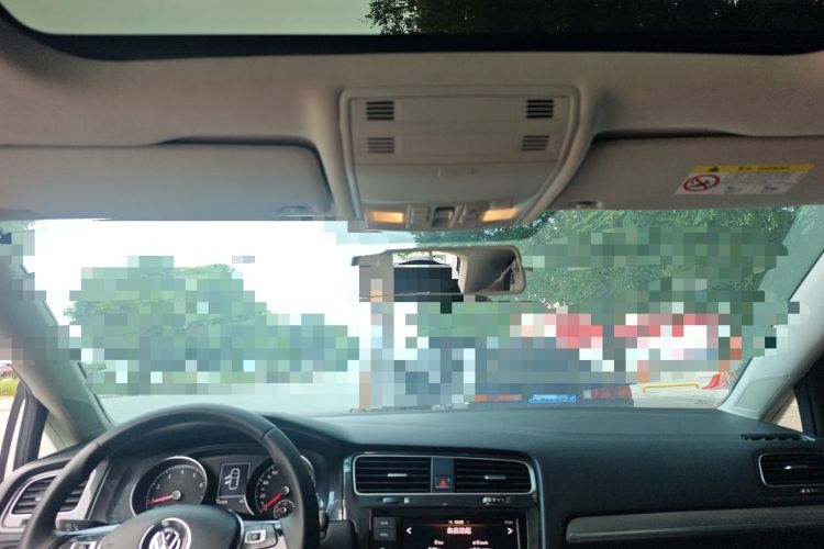 Used Volkswagen Golf 2019 200TSI DSG Comfort Version China VI Standard Headliner